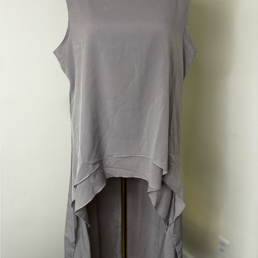 Gray Sleeveless High-Low Top L/XL